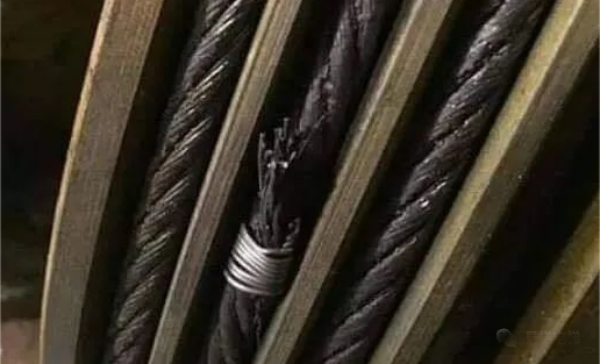 無知操作，事故誰擔(dān)？